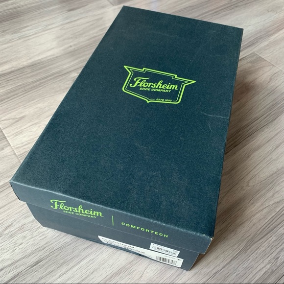 NWT Florsheim Black Center Cap Oxfords - Picture 13 of 16